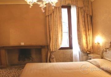 Ovidius 3* Venice