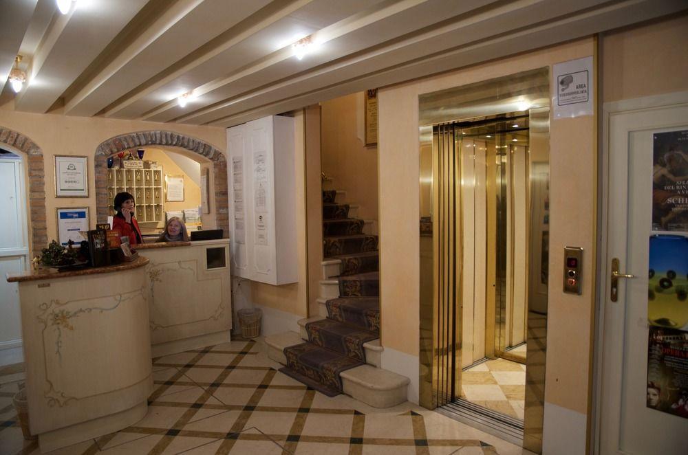 Ovidius Hotel Venecia